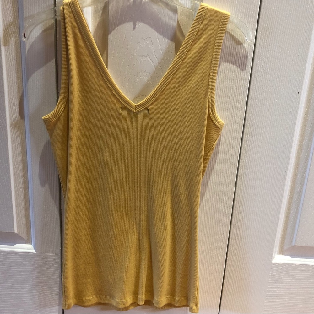 Karen Kane tank top - Picture 2 of 3